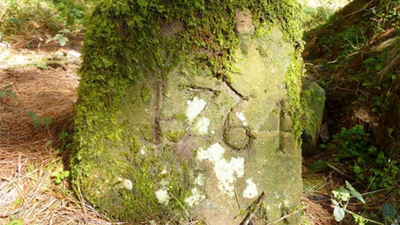 Herriko zortzi mugarri historiko konponduko dira, Klub Deportiboko adituen gidaritzapean