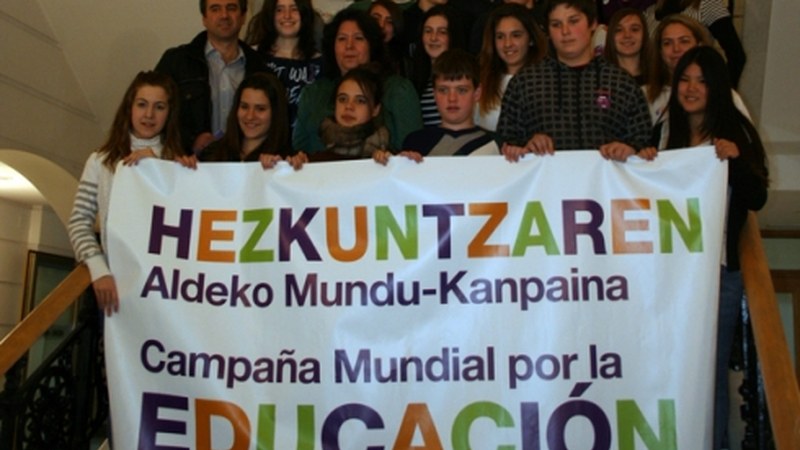 Hezkuntzaren Aldeko Mundu Kanpainia aurkeztu dute