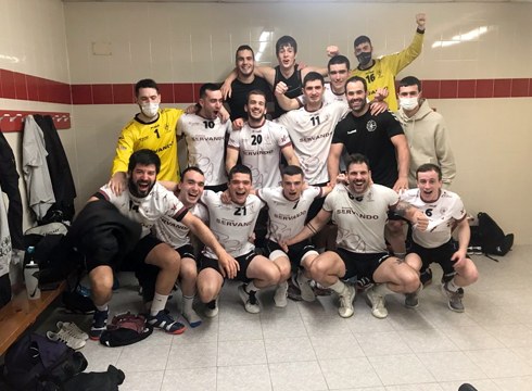 Hierros Servando Eibar Eskubaloia B Bigarren Nazionalera igo da