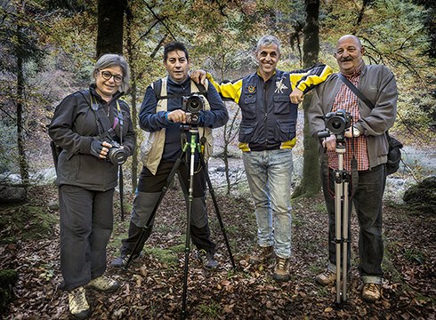 Hiru erakusketa prestatu dituzte Klub Deportiboko argazkilariek uztailerako