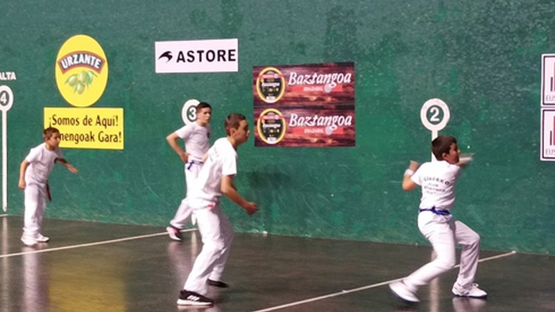 Hiru partiduko jaialdia prestatu dute Deporreko pilota batzordekoek biharko