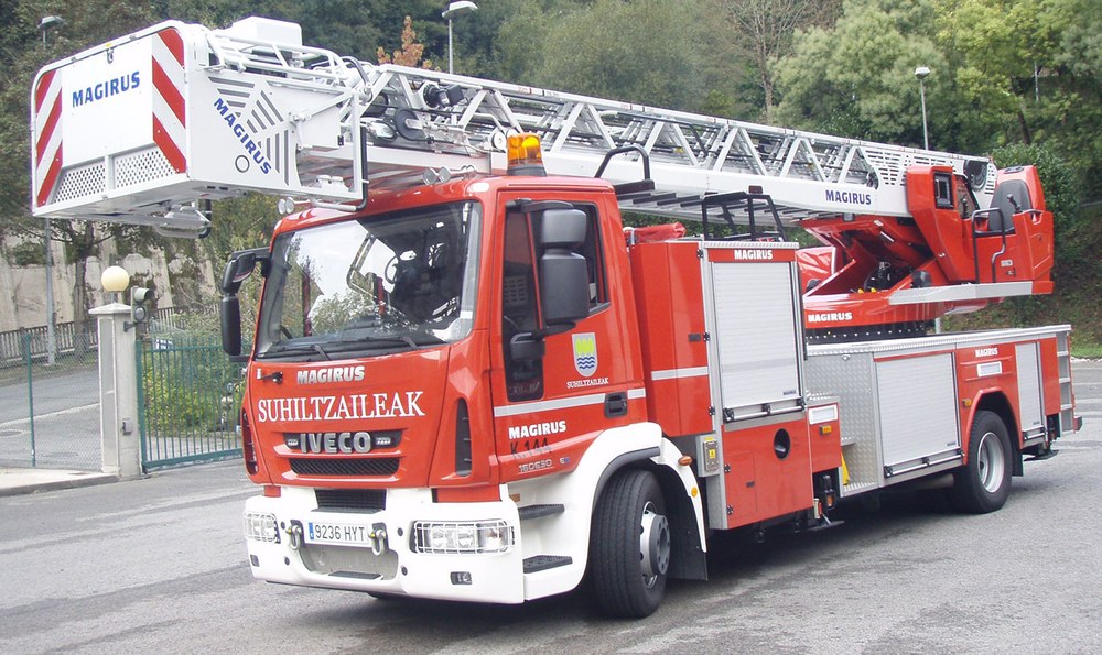 Hiru lagun zaurituta kea arnasteagatik