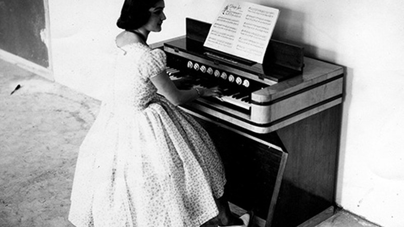 Hitzaldiak eta kontzertua antolatu dira Helmholtz enpresaren sorreraren 60. urteurrenaren harira