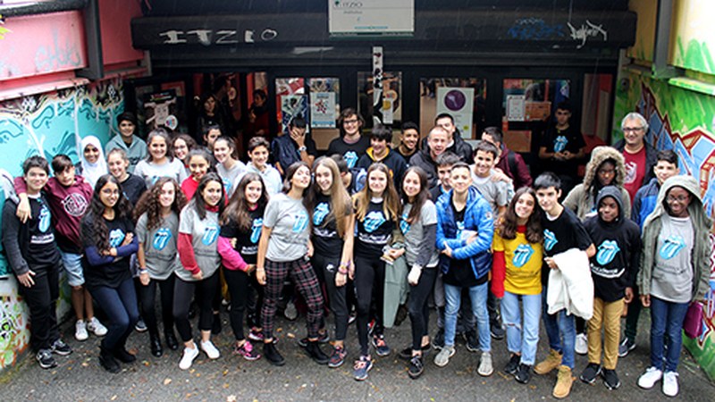 Hizkuntza ohiturak aldatzea helburu duen eusLider egitasmoa lantzen dihardute DBH-ko ikasleekin