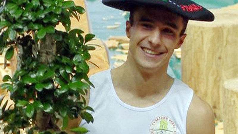 Hodei Ezpeleta “Bihurri”-k bigarrenez irabazi du Aizkolaritzako Euskal Herriko Txapelketa