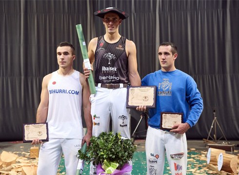 Hodei Ezpeletak ezin izan zion Euskal Herriko Aizkolarien Txapelari eutsi