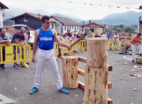 Hodei Ezpeletak Urrezko Banakako Aizkolari Txapelketaren finala jokatuko du etzi eguerdian Azpeitian