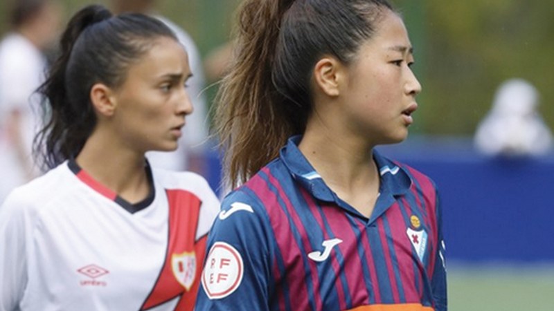 Honoka Yonei foballariak 2024ra arte berritu du kontratua