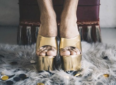 Hortzmuga konpainia: “Publikoak, barre artean, zaplazteko emozionala jasoko du”