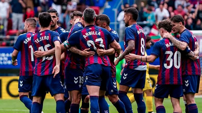 Hypermotion Ligako Eibar-ek gaur ekingo dio Gijongo partidua prestazteari