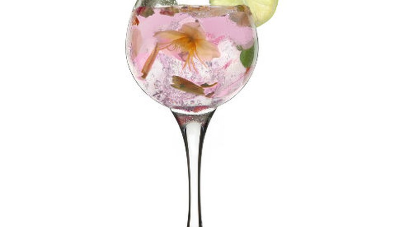I. Gin Tonic lehiaketa antolatu du ...eta kitto!-k