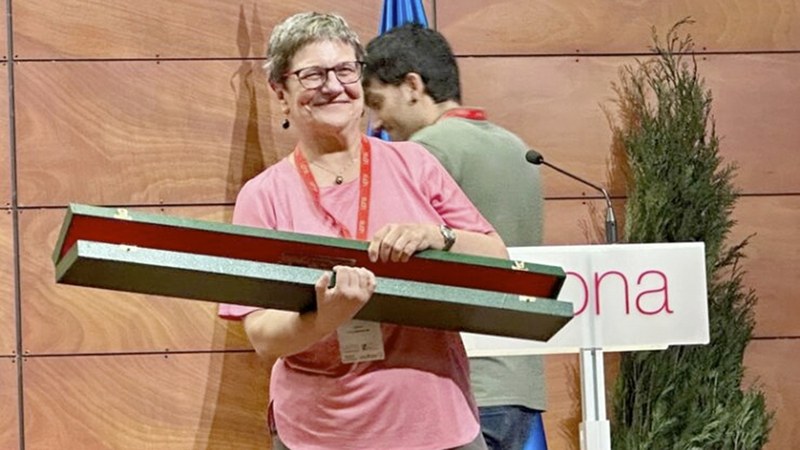 Idoia Urrutibeaskoa eibartarrak Aita Gabriel Jauregi saria jaso du Iruñean