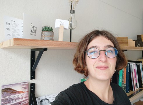 IDURRE IRIONDO (Arkitektoa eta marrazkigilea):“Egurraren erabilera sustatu nahi dugu”