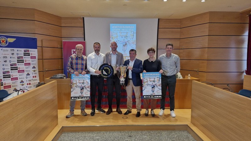 Igandean jokatuko den Eibarko Hiria Sari Nagusia aurkeztu dute