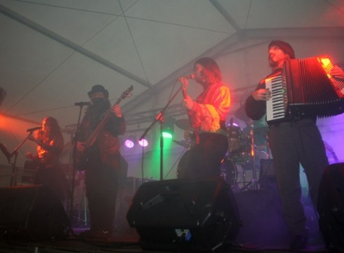 Ikastetxeek koloreztatuko dute Eguen Zuria