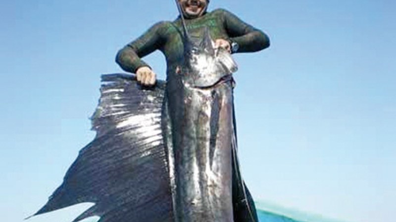 Iker Agirrezabala debarrak muturreko urpeko arrantzari buruzko hitzaldia eskainiko du