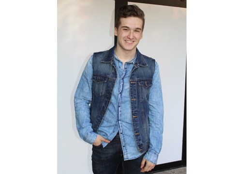 Iker Oyarbide (berbalaguna): «Euskara erabiltzeko aukera ezinhobea eman dit Berbetan-ek»