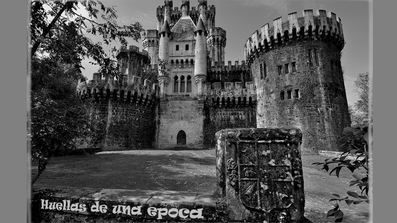 Ikusentzunezkoak gaurtik aurrera, Errebal Plazan