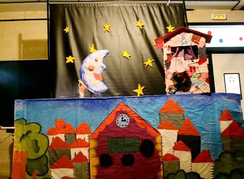 “Ilargia nahi dut” txotxongiloen saioa ikusi ahal izango da bihar Coliseo antzokian