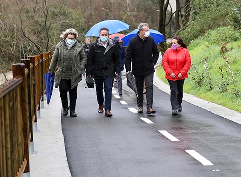 Inauguratu dute Eibar eta Elgoibar elkarrekin konektatzeko egin den bidegorria