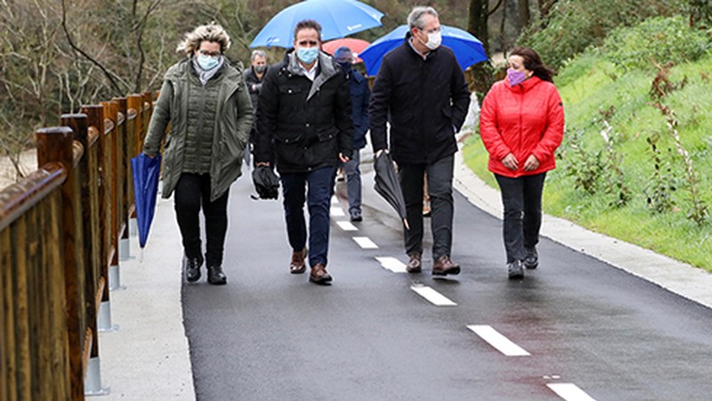 Inauguratu dute Eibar eta Elgoibar elkarrekin konektatzeko egin den bidegorria