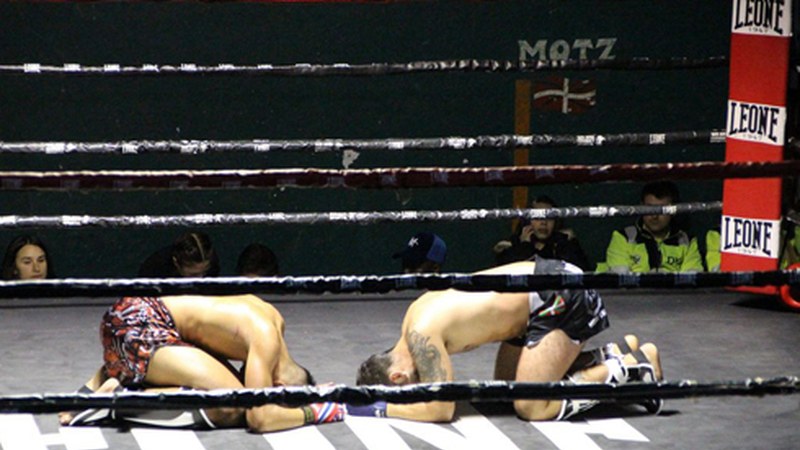 Inda Team-eko Jhon Nunezek ezin izan zuen kick boxing-eko Euskadiko txapela jantzi