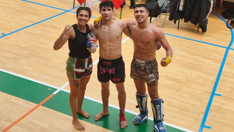 Inda Team taldeko borrokalariek urrezko hiru gerriko lortu dituzte Euskadiko txapelketan