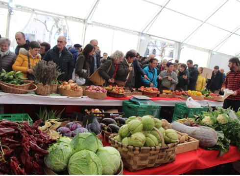 [ARGAZKI BILDUMA] Indartsu bueltatu da San Andres eguna Eibarrera, hiru urteren ondoren