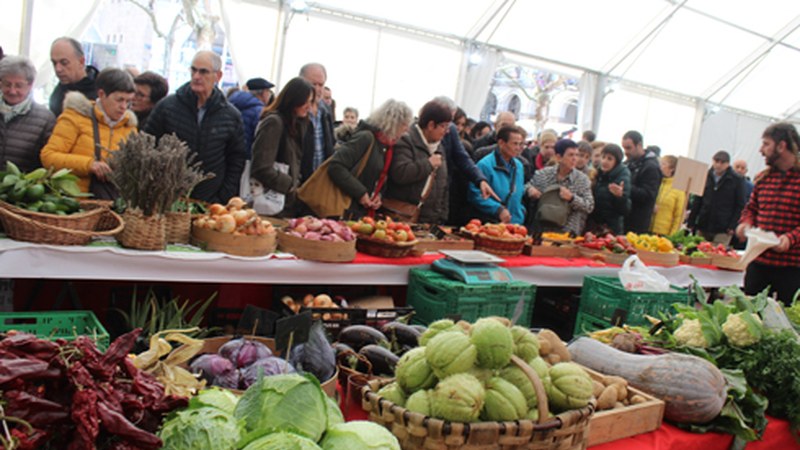 [ARGAZKI BILDUMA] Indartsu bueltatu da San Andres eguna Eibarrera, hiru urteren ondoren