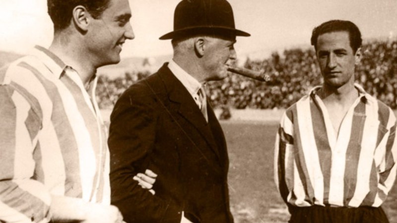 ‘The British influence in our football’ erakusketa prestatzen arituko dira barixakuan Ipuruako Merkatu Plazan