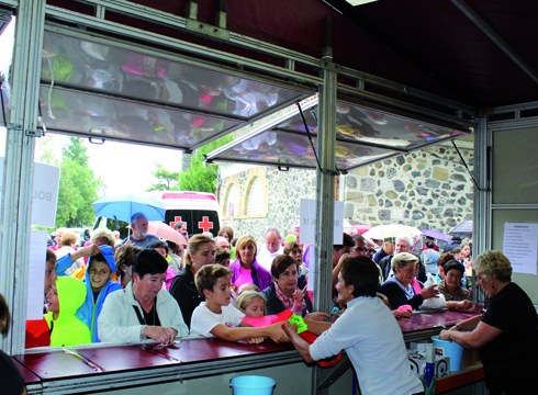 Inoiz baino sari gehiago ...eta kitto! euskara elkartearen Kittonbolan