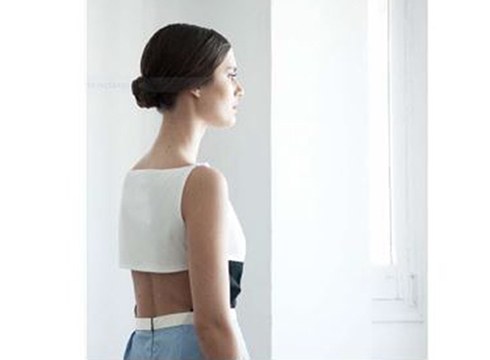 Ion Fiz diseinatzailearen jantziak saltzeko “pop-upa” zabalduko dute asteburuan