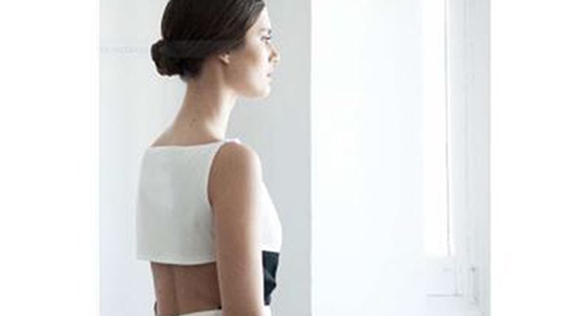 Ion Fiz diseinatzailearen jantziak saltzeko “pop-upa” zabalduko dute asteburuan