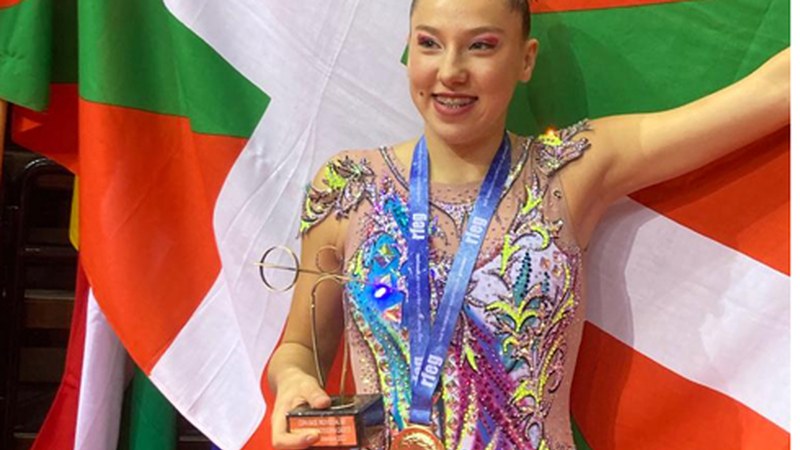 Ipuruako Haizeder Arguiz Espainiako txapelduna gimnasia erritmikoan