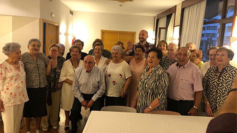 Ipuruako jubilatuen egoitzakoek 37. urteurrena ospatu dute