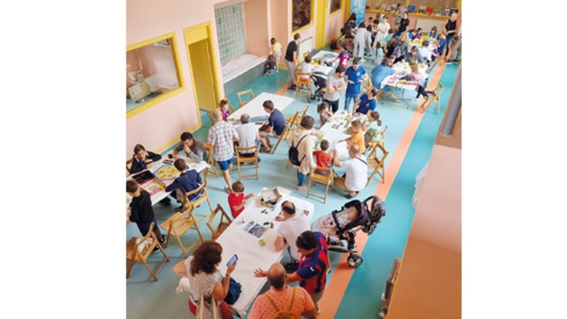 Ipuruako merkatu plazari bizitza eman nahi... baina ezin