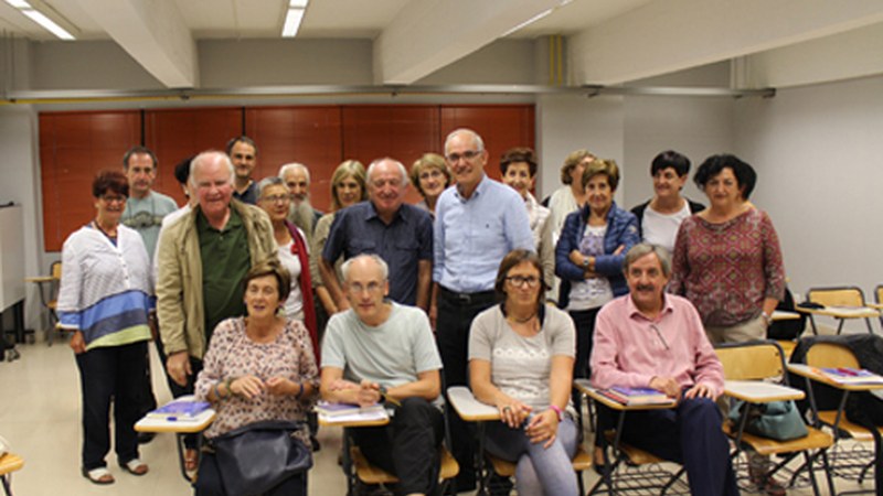 Irailaren 1ean zabalduko dute Liburutegiko irakurketa talde desberdinetan izena emateko epea