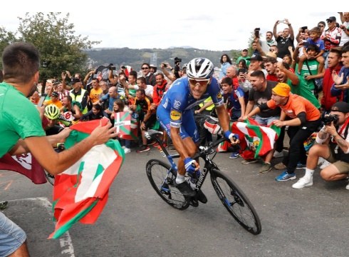 Irun-Arrate jardunaldiarekin hasiko da Espainiako Vueltaren 75. edizioa