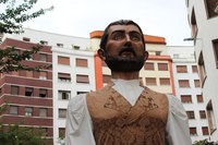 Iruñeko erraldoiek eta antzerkiak girotu zuten arratsaldea
