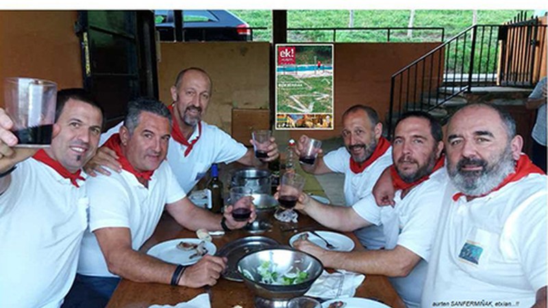 Iruñera joan barik, aurtengo sanferminak Asola Berrin ospatu dituzte