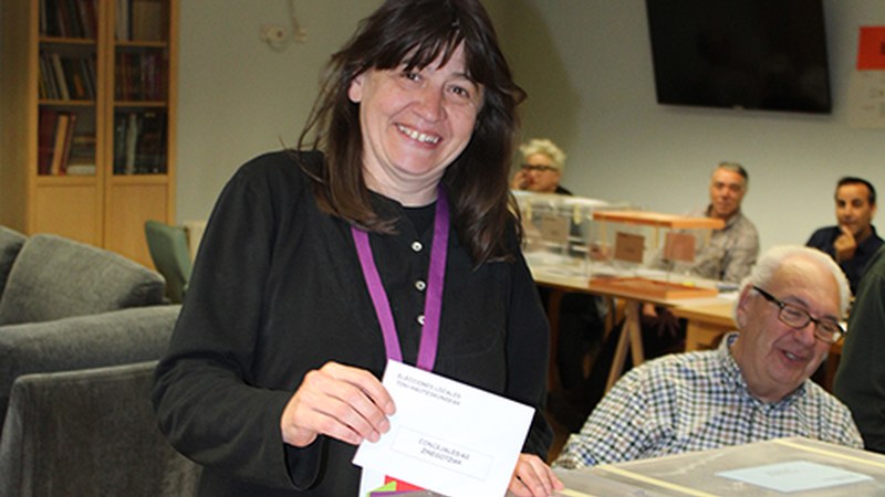 Isabel Fernandez (Elkarrekin Podemos): "Kanpainan asko ibili gara kalean eta jendea gerturatu zaigu, babes handia jasotzea espero dugu"