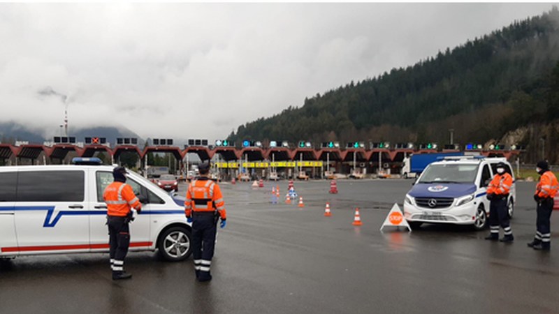 1.194 isun jarri dituzte asteburuan Euskadin osasun-araudia ez betetzeagatik