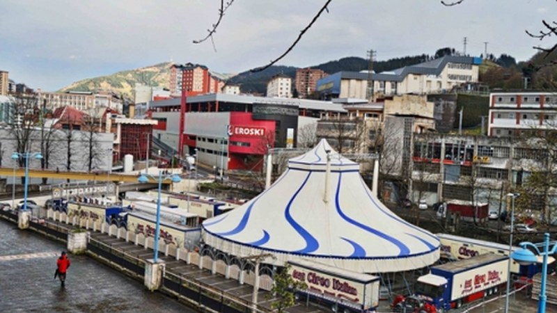 Italiako zirkoaren ikuskizun berria