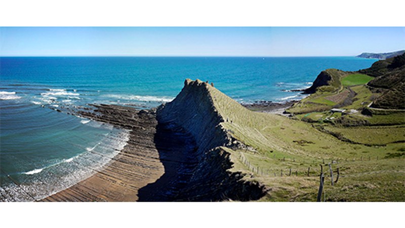 Itsasoa, mendia eta denboran bidaia Geoparkean
