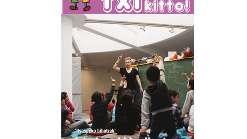 "Itsaspeko bihotzak" aretoari buruzko erreportajea Txikitto! aldizkarian