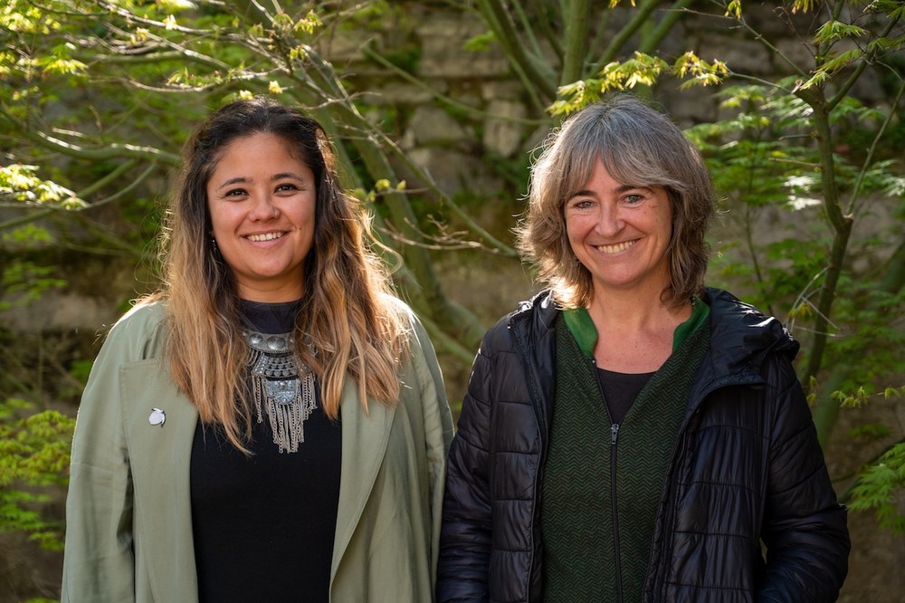 Itziar Sapsootham eta Idoia Etxeberria: "Euskal Herritik kanpo ere euskaldun izan daitekeela erakutsi dute"