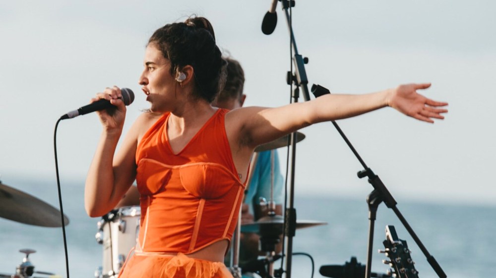 Izaro zuzenean ikusteko aukera izango dugu zapatuan