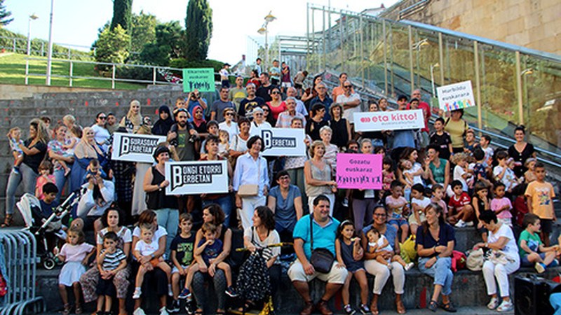 Jai-giroan hasi du ikasturte berria Berbetan mintzapraktika-egitasmoak