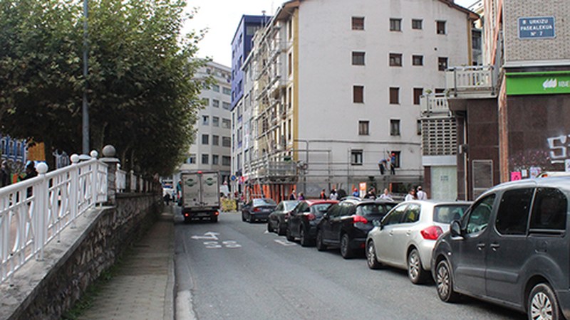 Jaiak direla eta, zapatutik domekara Urkizun errepidea moztuta egongo da Bizkaiko noranzkoan