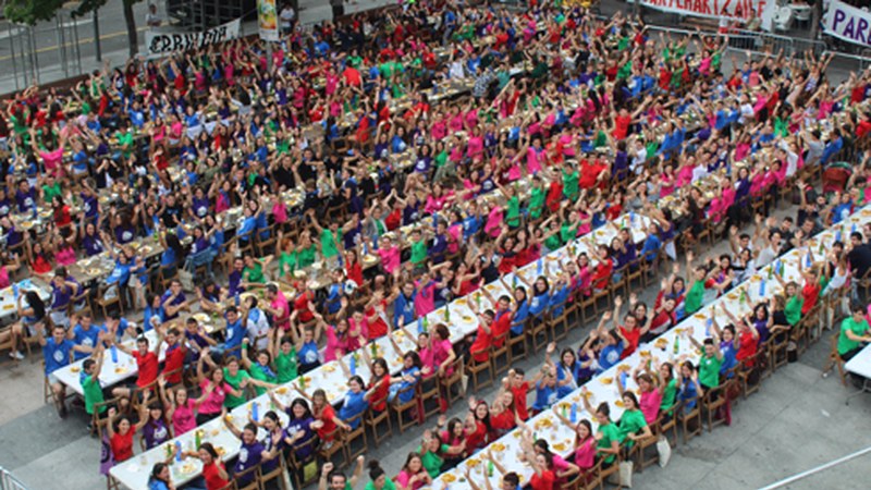 Jaien jarraipena egiten ari da ...eta kitto! eta argazkiak mediatekan ikus daitezke